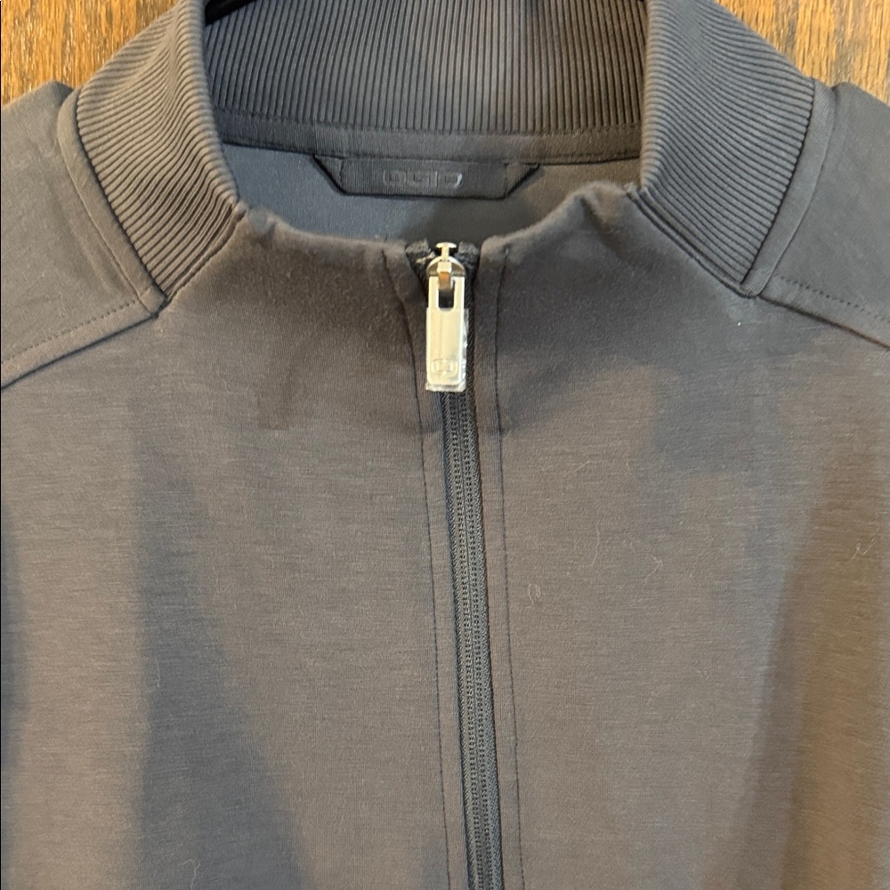 NWOT OGIO® Transcend 1/4-Zip - Picture 5 of 8